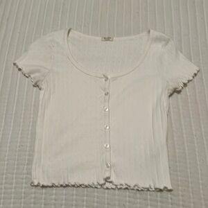 brandy melville white ruffle zelly top 🤍🤍